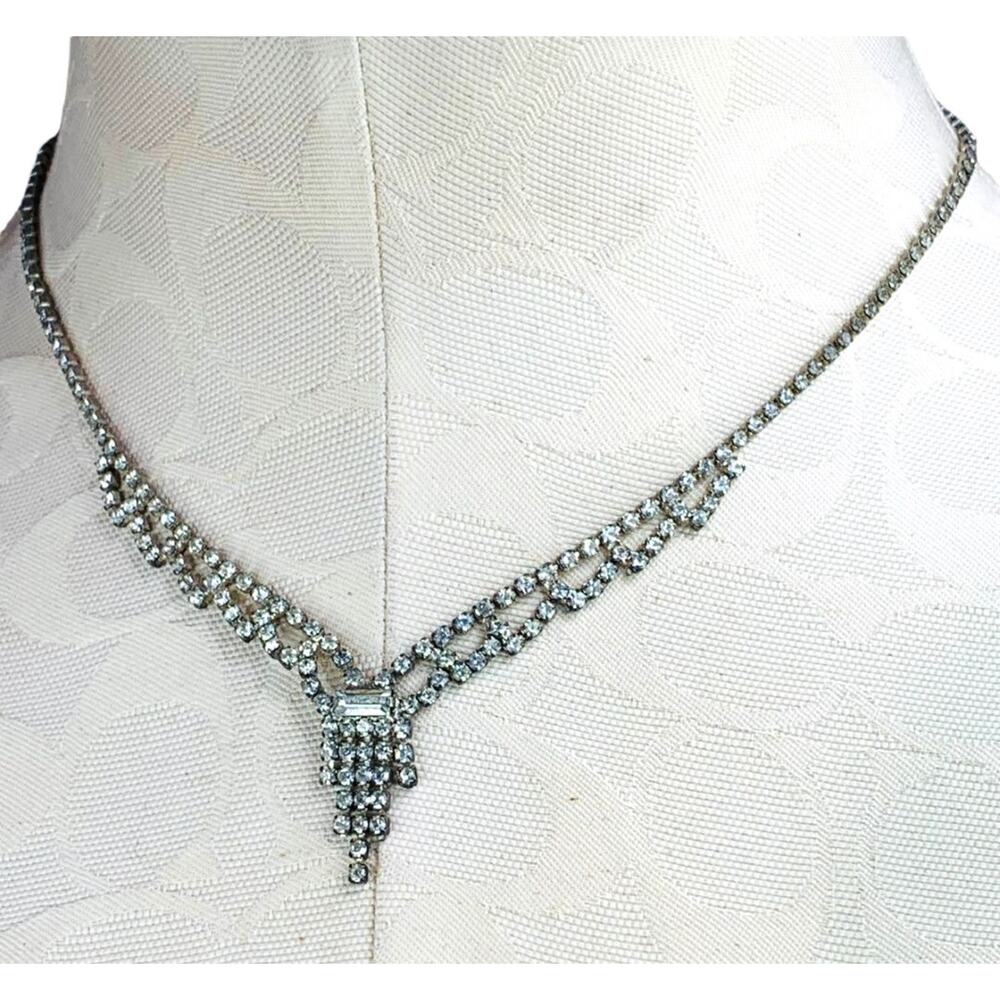 Vintage Rhinestone Swag Necklace 16.5 Inch Silvertone Hook Clasp